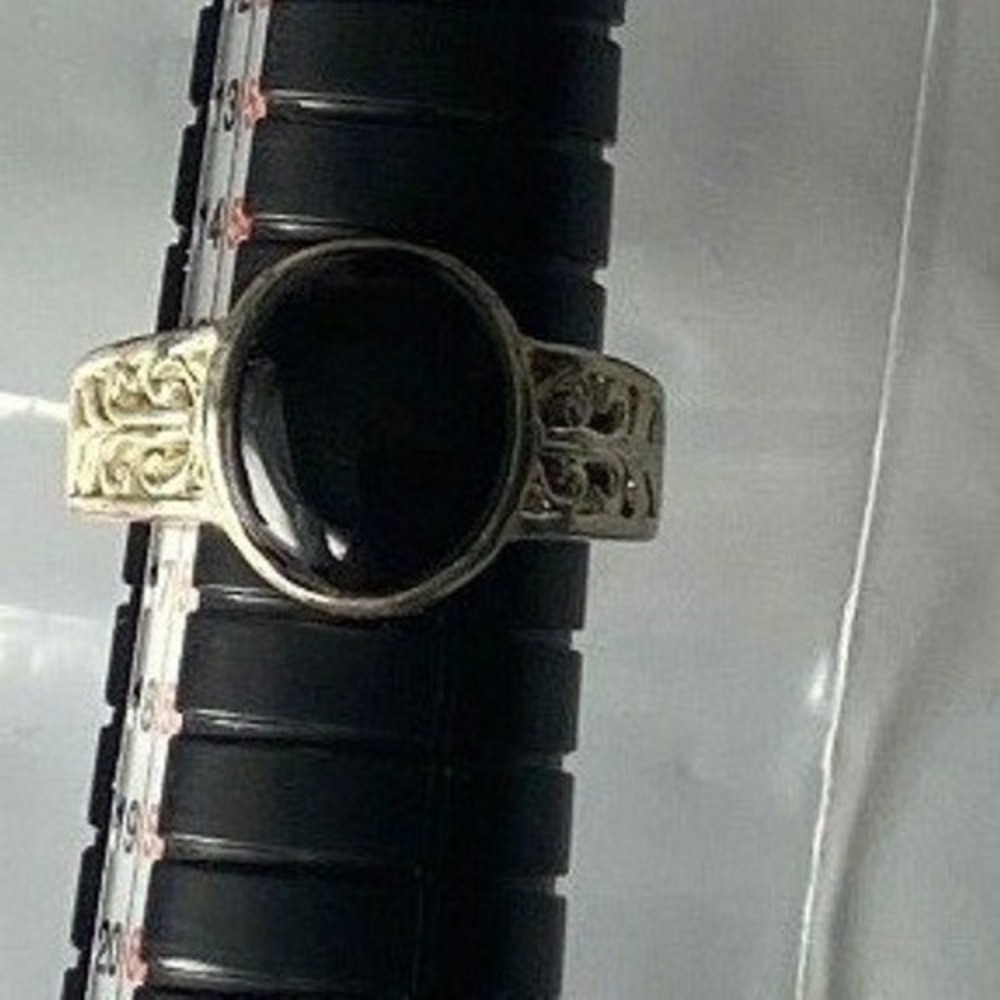Black Onyx Silver tone Ring Women's Size 7.75 Oval Gemstone Statement Ring